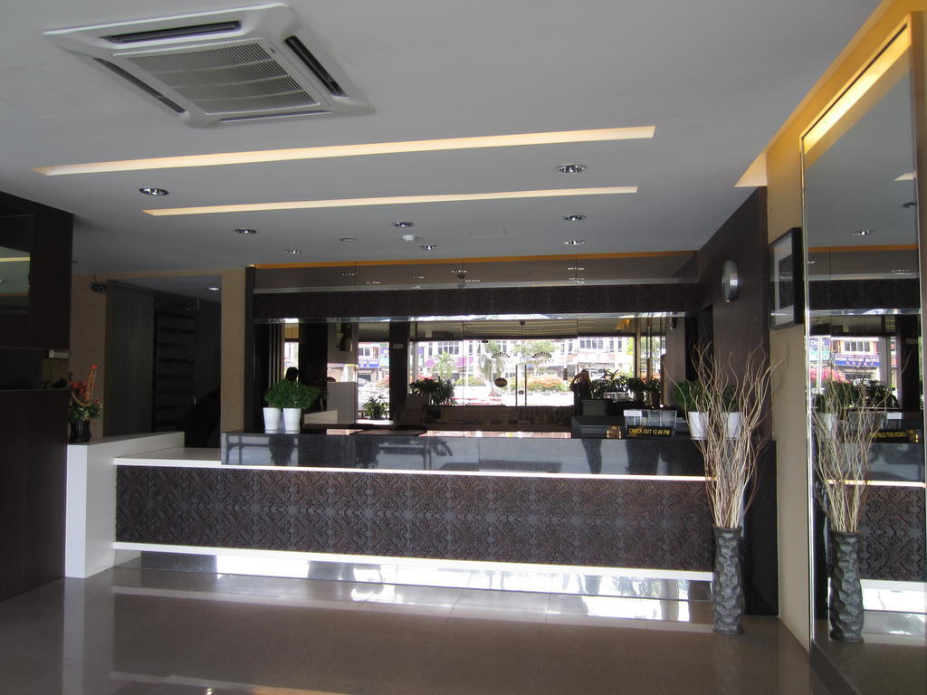 Radiant Hotel Ситиаван Экстерьер фото