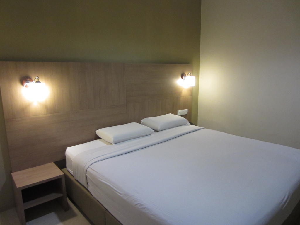 Radiant Hotel Ситиаван Номер фото
