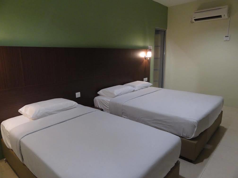 Radiant Hotel Ситиаван Экстерьер фото
